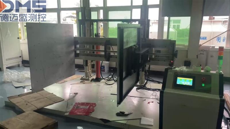 夾抱檢測設(shè)備工廠實拍