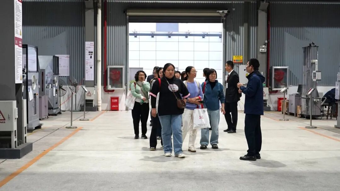 標準筑基 創新賦能|萬測聯袂氟硅協會擘畫產業升級新藍圖